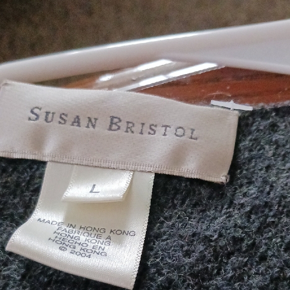 Susan Bristol Gray Cardigan with Red Floral Embroidery - Picture 2 of 11